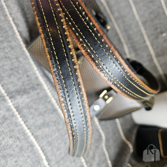 Dooney & Bourke Vintage Cabriolet Satchel Made in the USA - Picture 14 of 16